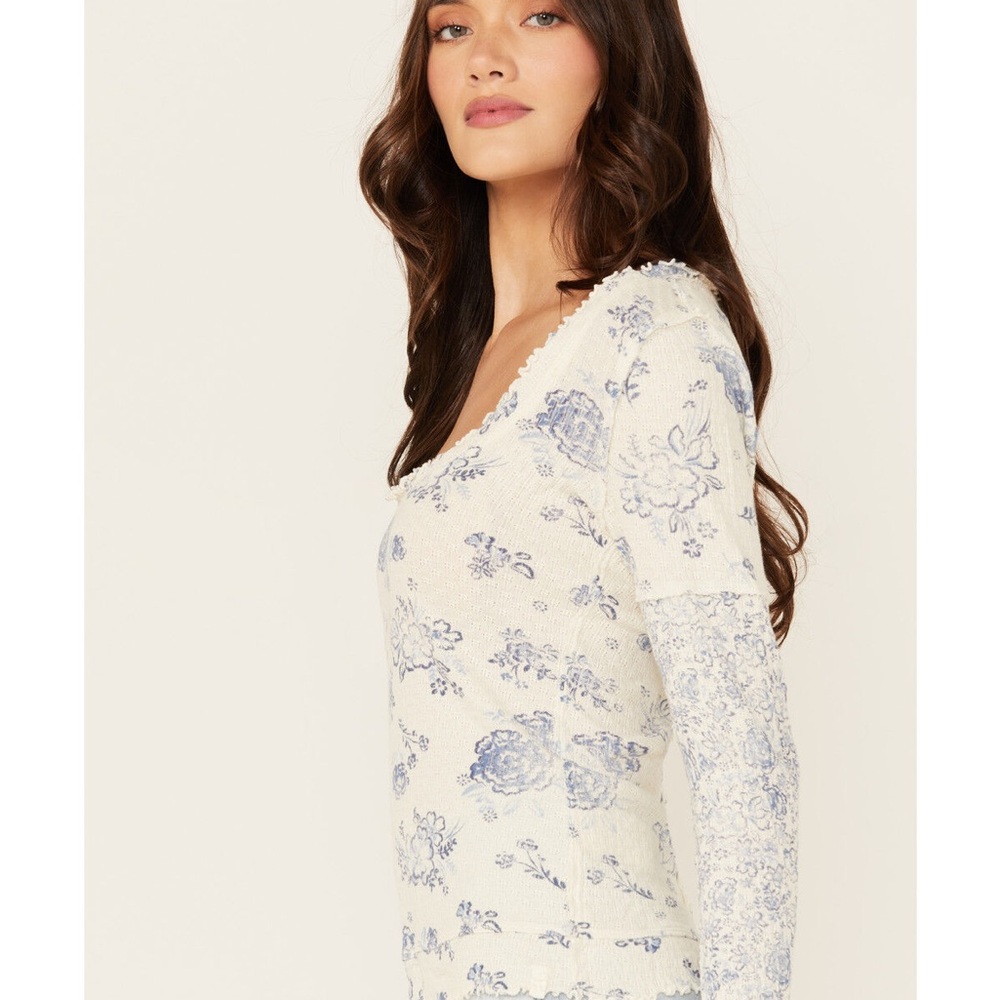 Free People Clover Printed Long Sleeve Scoop Neck Shirt - Picture 2 of 9